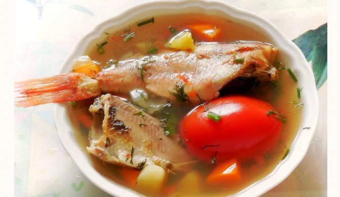 Вкусная уха из окуня
