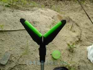 Подставка под фидерное удилище Подставка под фидерное удилище