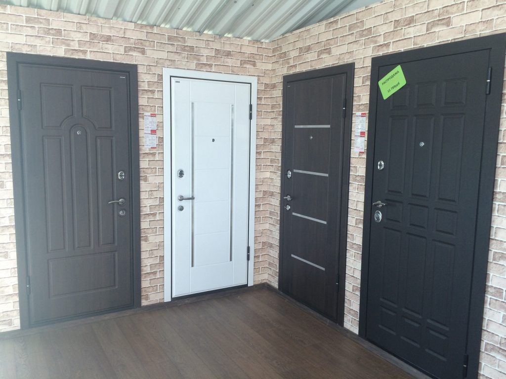 ТОП-50 Лучших входных дверей в квартиру (производители с отличной шумоизоляцией 2023)