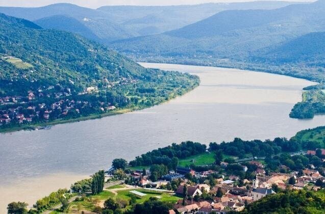 Третье место - Дунай Третье место - Дунай