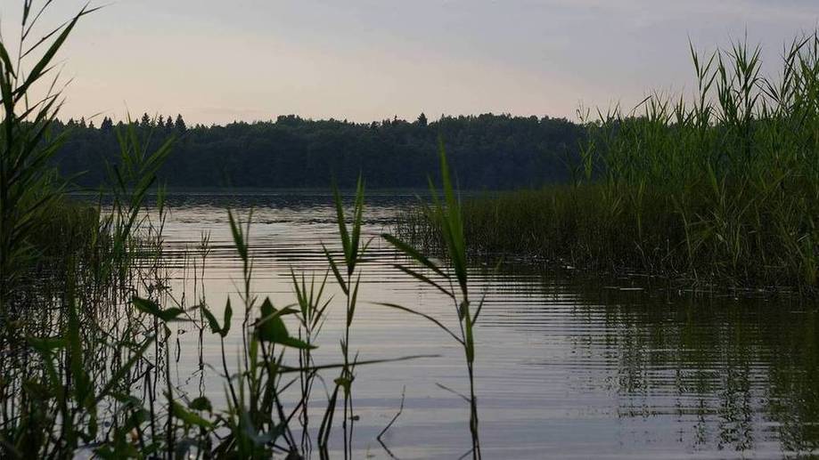 Глубокое озеро