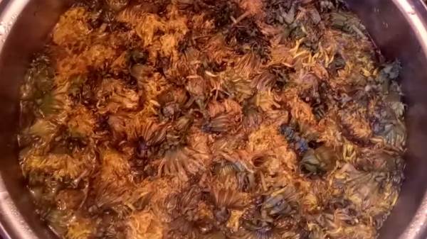 Как и сколько заваривать мед из одуванчиков