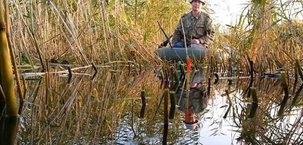 Рыбалка в зарослях травы