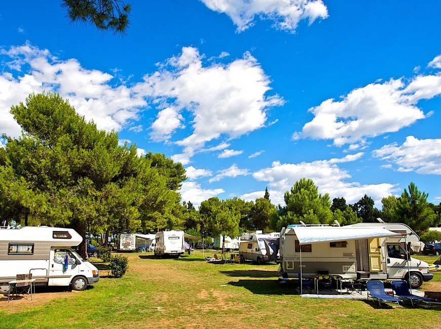 Кемпинг на берегу (Солнечногорск)