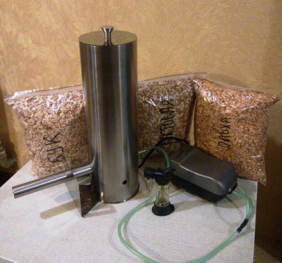 Коптильня своими руками - инструкция для начинающих. Как сделать коптильню холодного и горячего копчения? Коптильня своими руками - инструкция для начинающих. Как сделать коптильню холодного и горячего копчения?