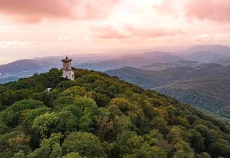 Смотровая башня на горе Ахун