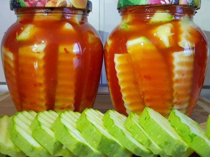 Маринованные кабачки с кетчупом чили