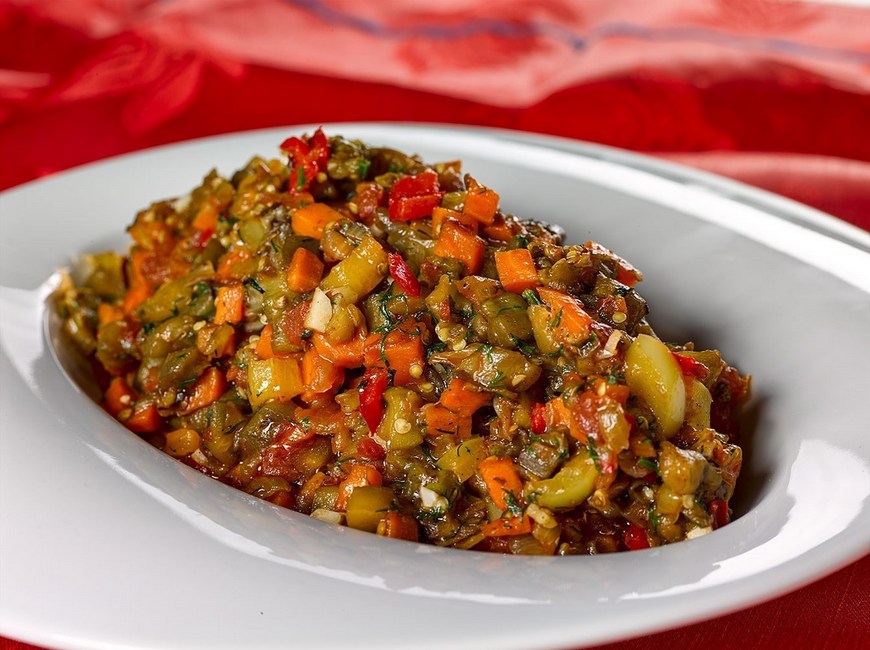 Кабачково-баклажанная икра по-восточному на зиму