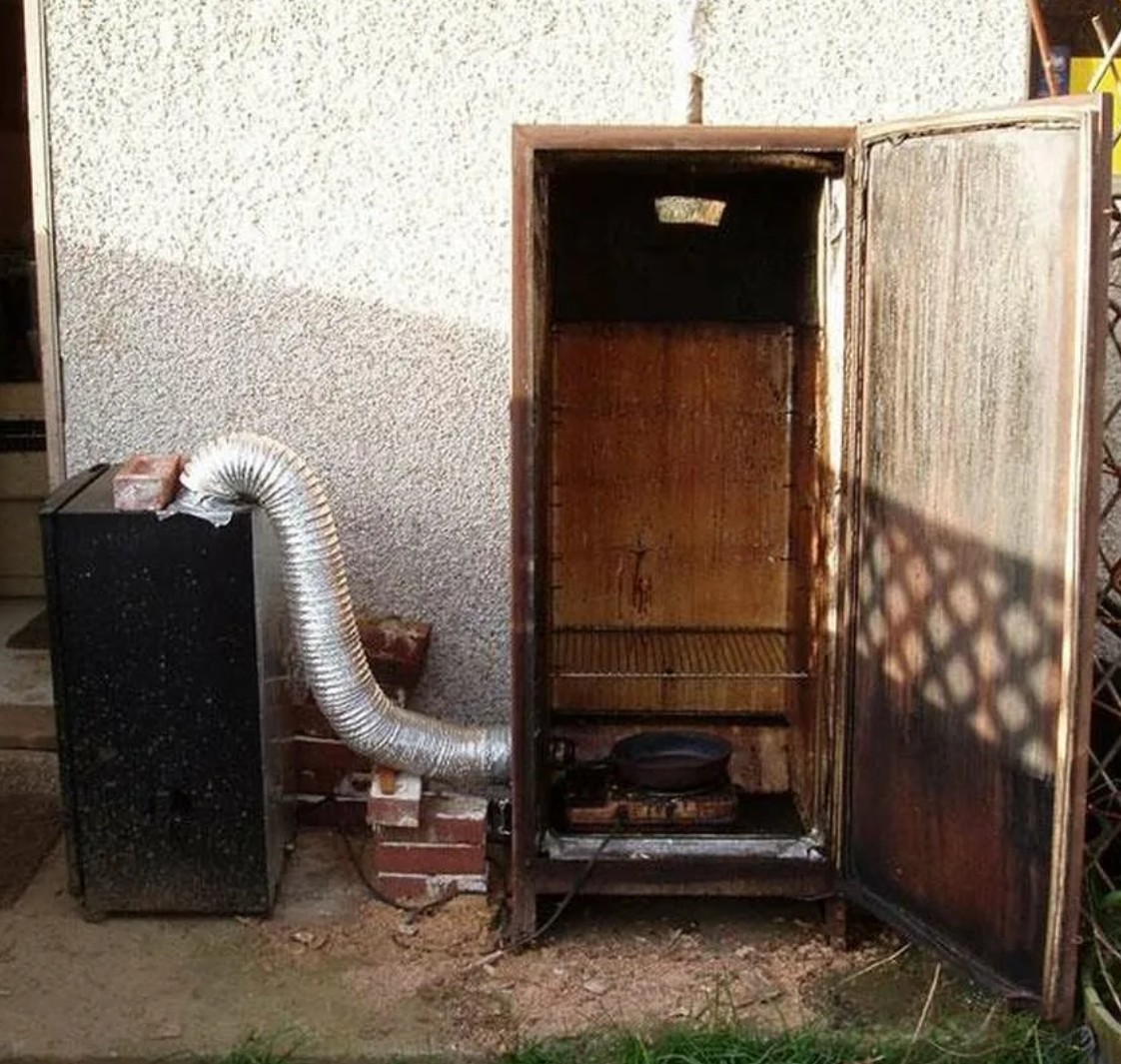 Простейшая коптильня своими руками