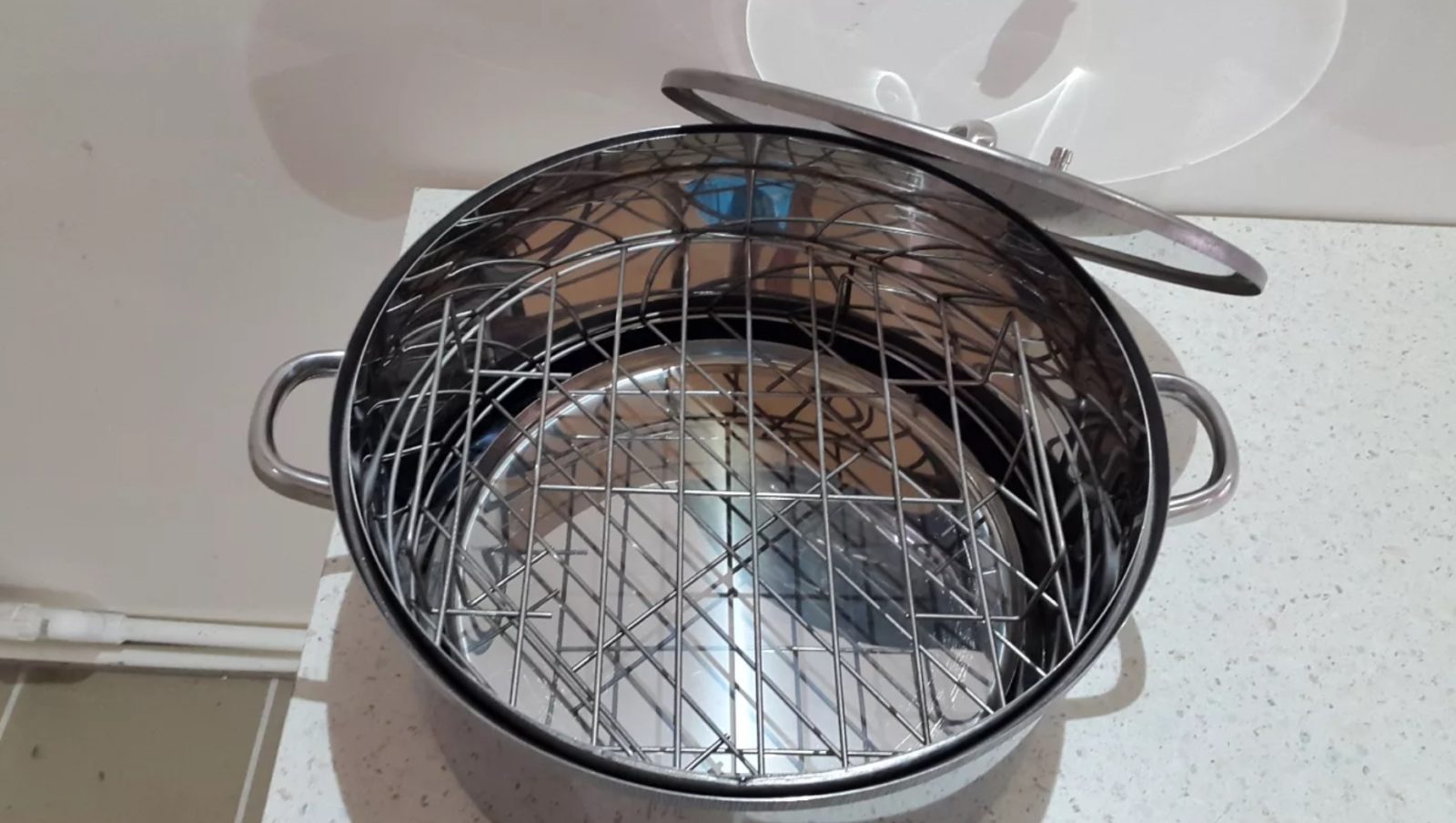 Простейшая коптильня своими руками