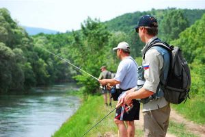 Выбор спиннингового удилища для береговой рыбалки