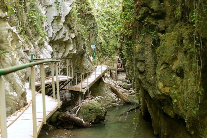 Выжженное ущелье