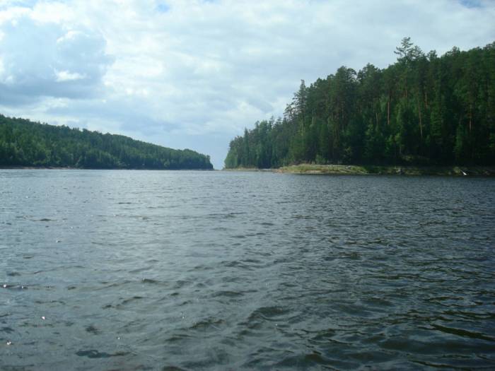 Фидер на водохранилище: как искать точку лова