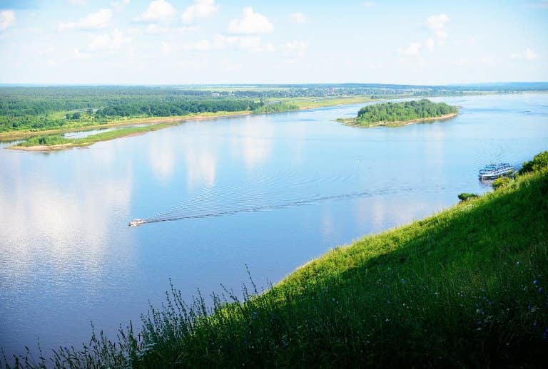 Реки с весенним половодьем в России, какие относятся, список
