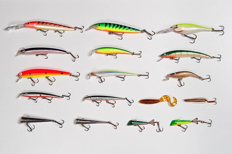 Троллинговая рыбалка для начинающих, техника ловли с лодки