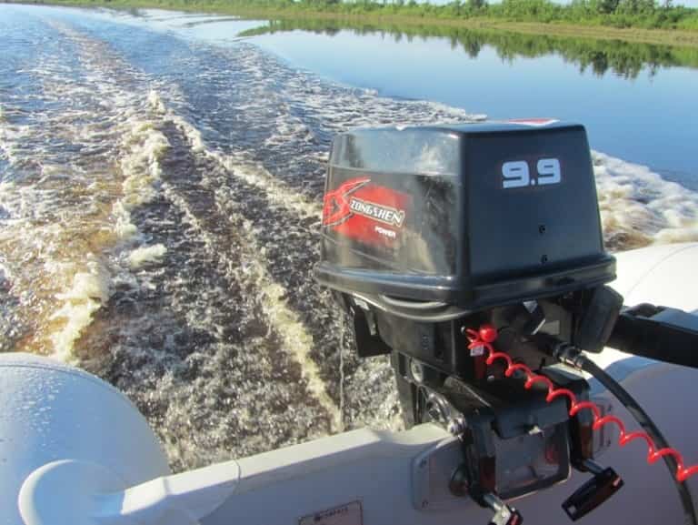 Обзор двухтактных и четырехтактных китайских лодочных моторов 9.9 л.с.