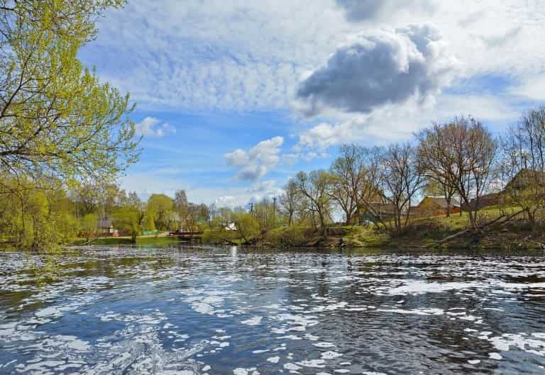 Реки с Летним половодьем в России таблица, примеры, список