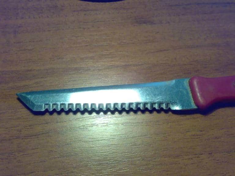 Как быстро почистить окуня от чешуи в домашних условиях