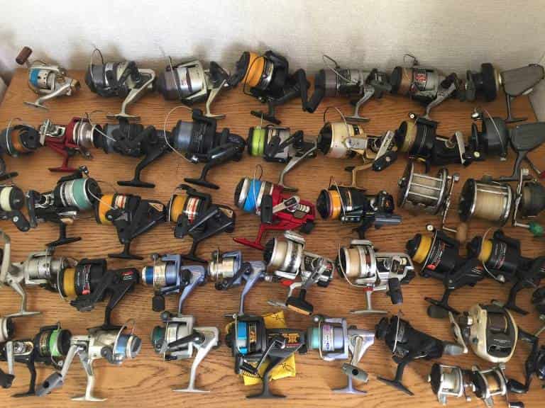 На что ловить маленького окуня, приманки и снасти