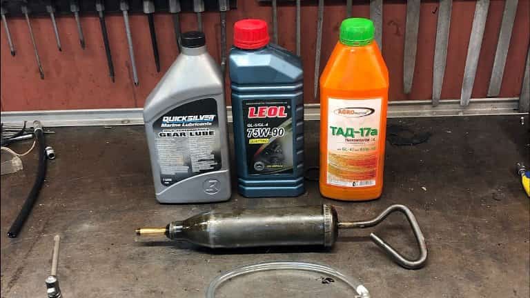 Какую заливать пропорцию масла в 2 тактный лодочный мотор