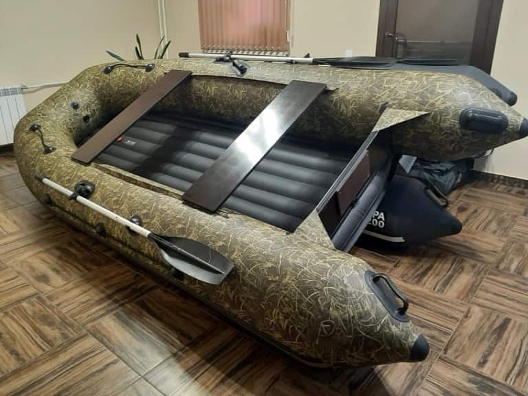 Обзор преимущества и недостатки Лодки Таймень