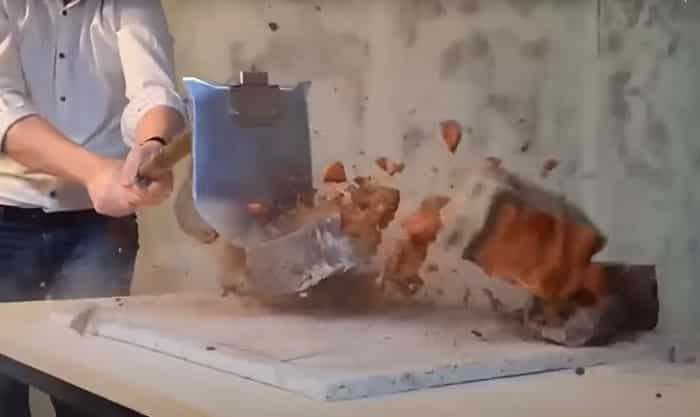 Многофункциональная лопата для выживания