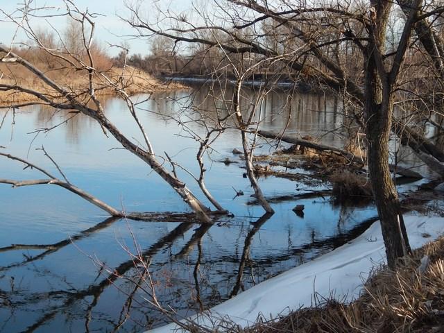 Октябрьская ловля окуня на спиннинг и поплавок