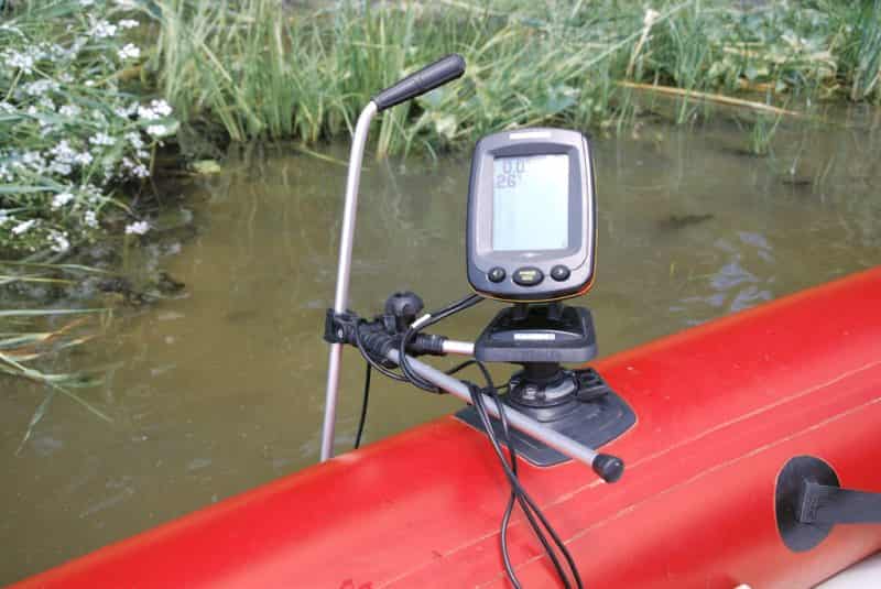 Крепление эхолота