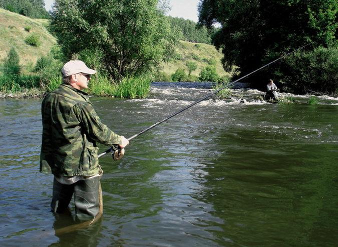 Ловля на реке